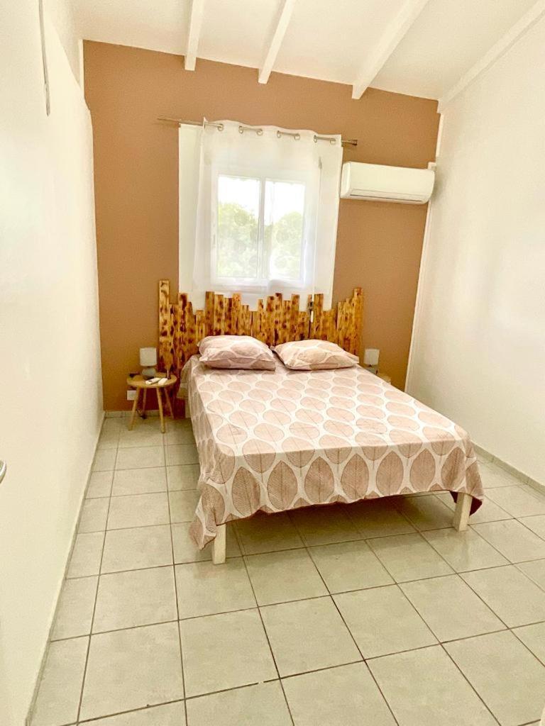 Location Les Flamboyants Appartement Sainte-Anne  Buitenkant foto