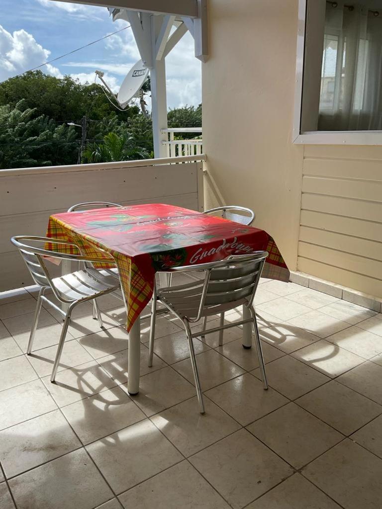 Location Les Flamboyants Appartement Sainte-Anne  Buitenkant foto