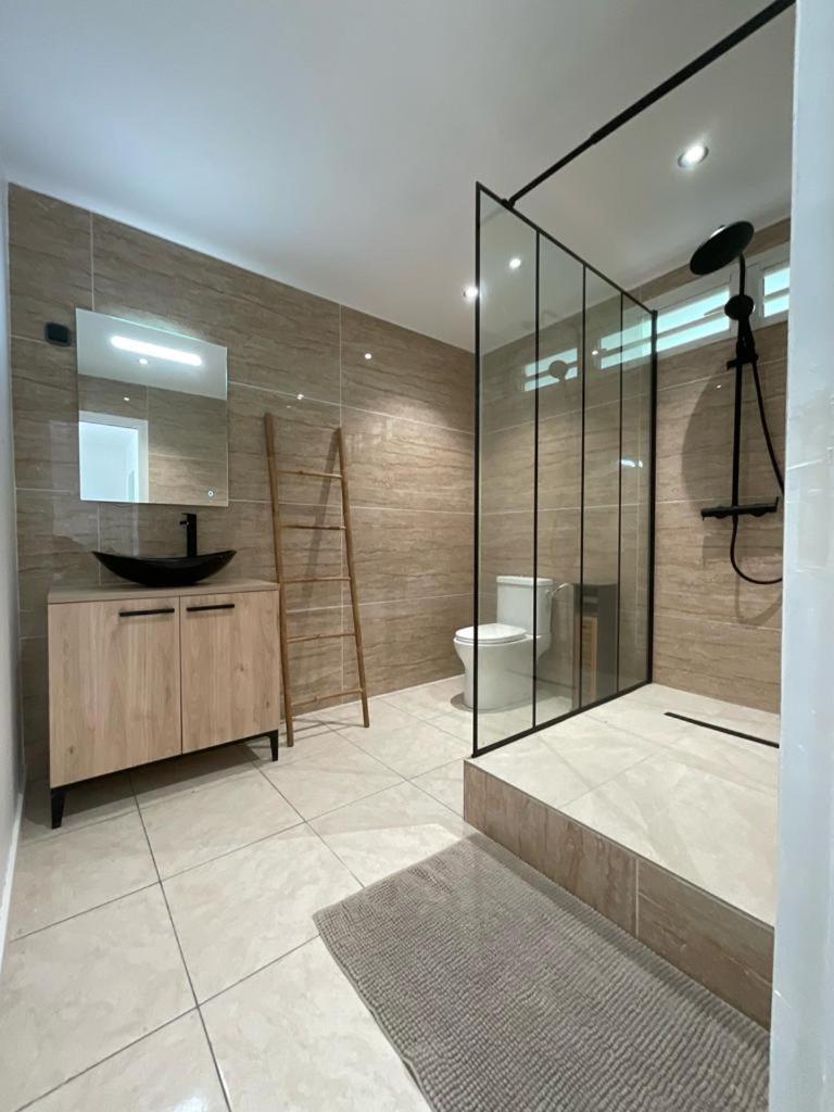 Location Les Flamboyants Appartement Sainte-Anne  Kamer foto